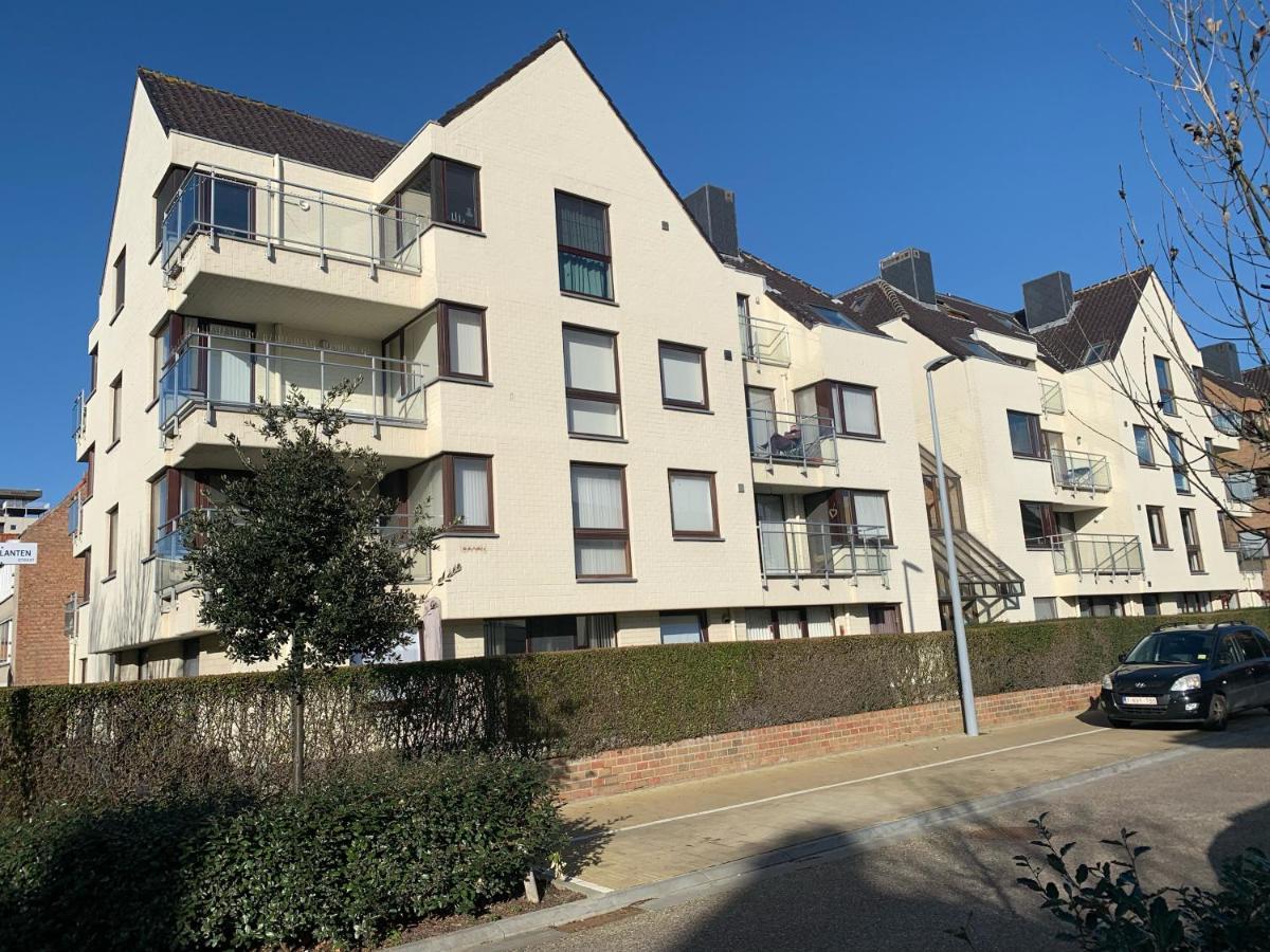 Top Appartement Met Garage "Au Franelle" Ostende Exterior foto